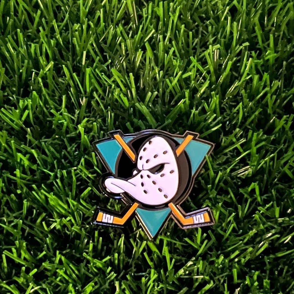 Anaheim Ducks Hockey Enamel Pin
